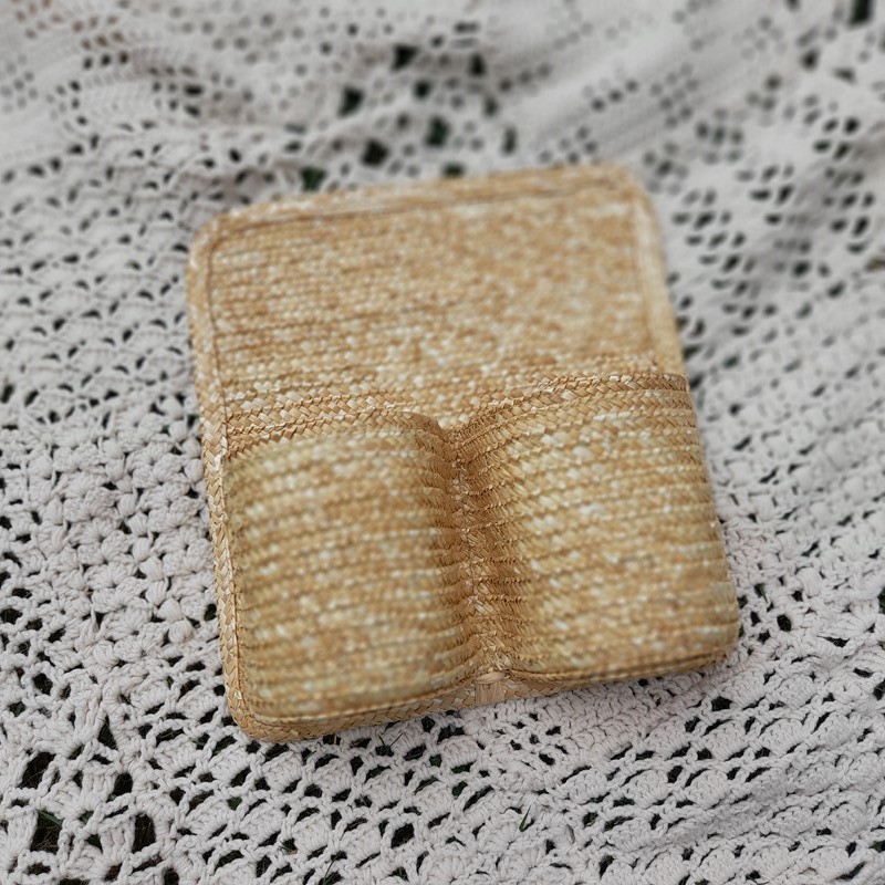 Kapsář slaměný s dvěma kapsami