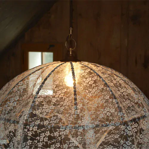 Závěsné světlo č. 102