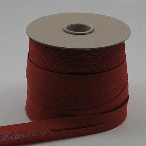 Tmavě červená metráž - kostky střední