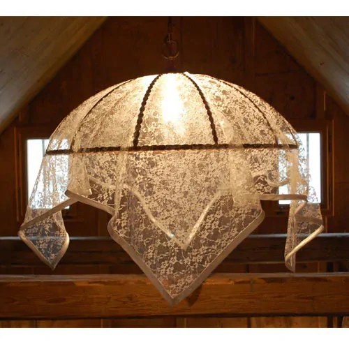 Závěsné světlo č. 102