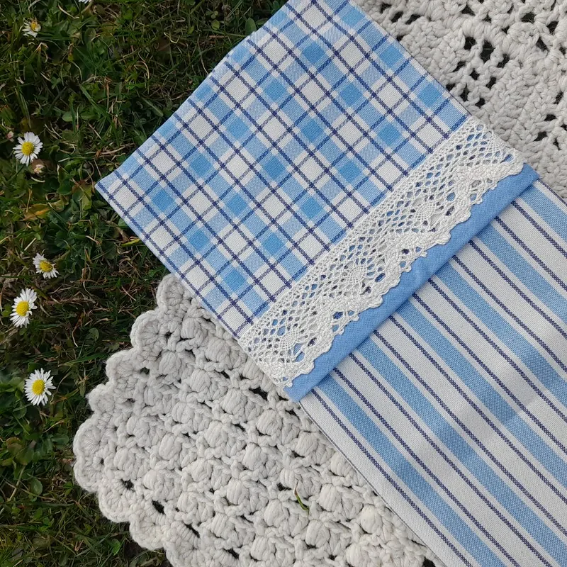 Polštářek kombinovaný - sv. modrý (velké pruhy)