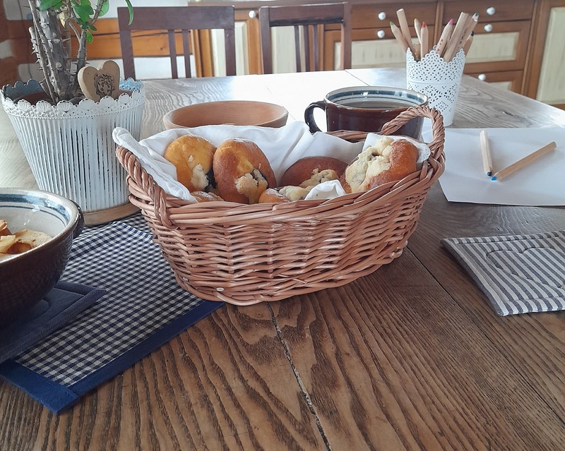 Ošatka s oušky vyšší