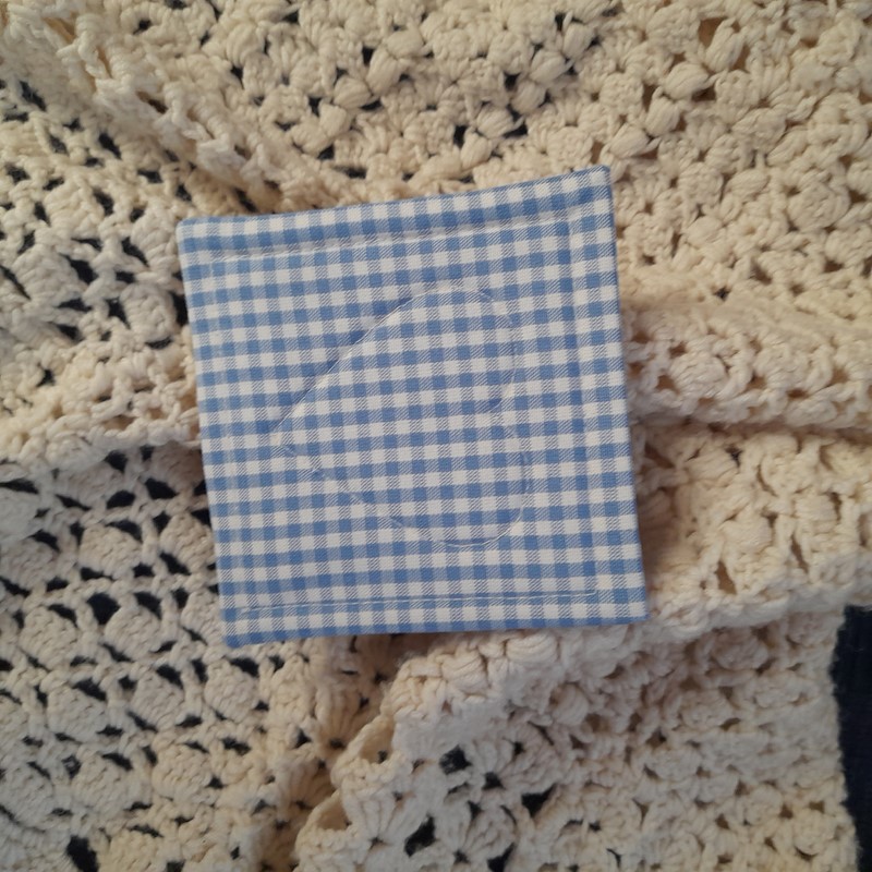 Podložka se srdíčkem - světle modrá