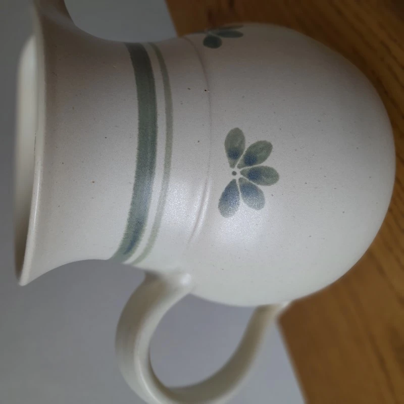 Džbán zeleně zdobený 1 l