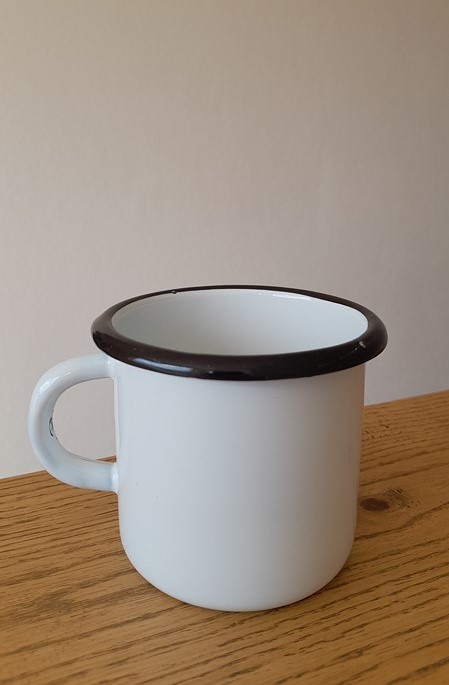 Hrnek smaltovaný bílý