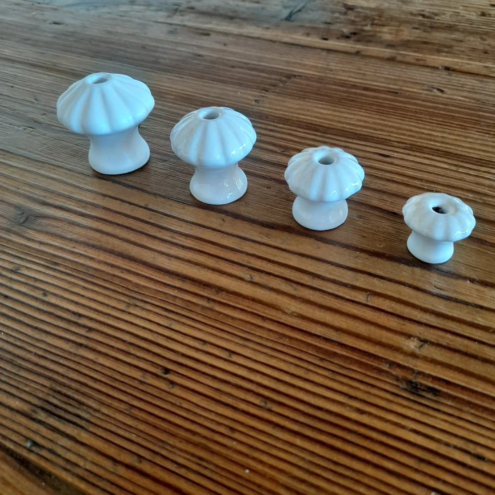 Knopka porcelánová, vel. L