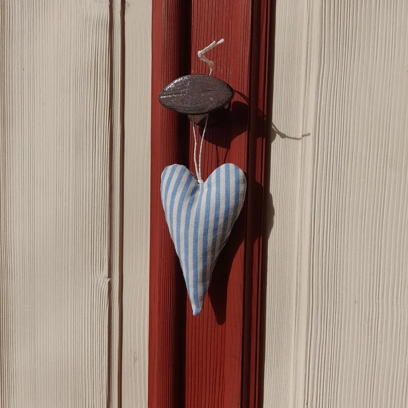 Srdíčko - světle modré svislý pruh