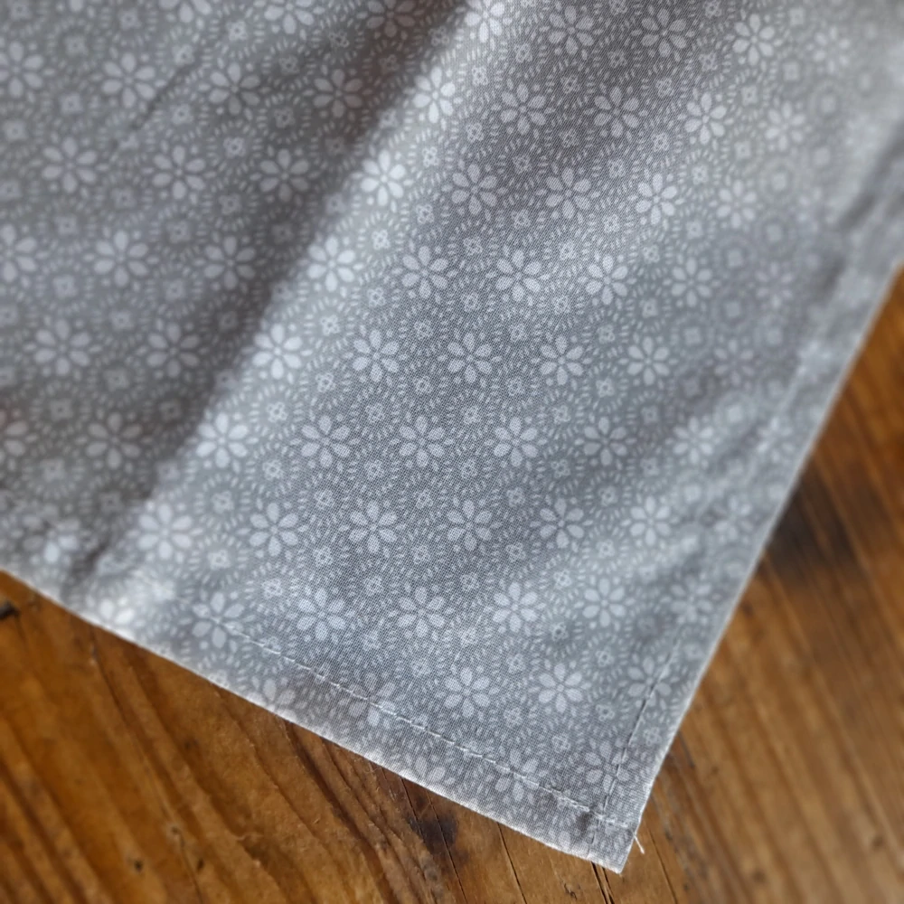 Chlebník kulatý tmavý