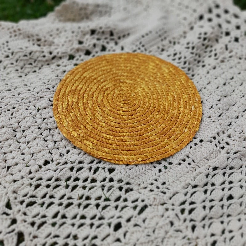Prostírání ze slámy žluté větší
