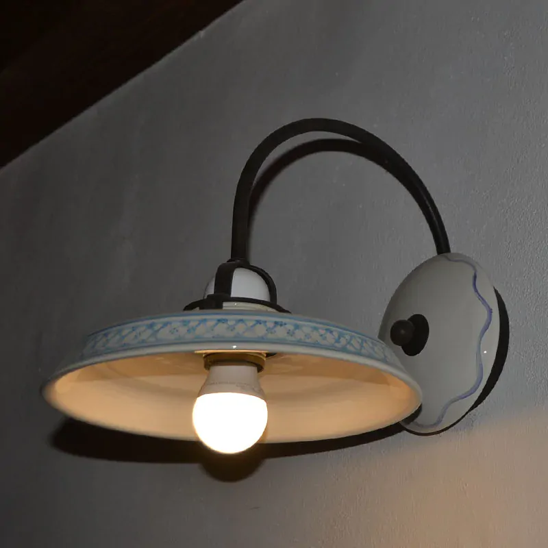 Nástěnné světlo č. 2