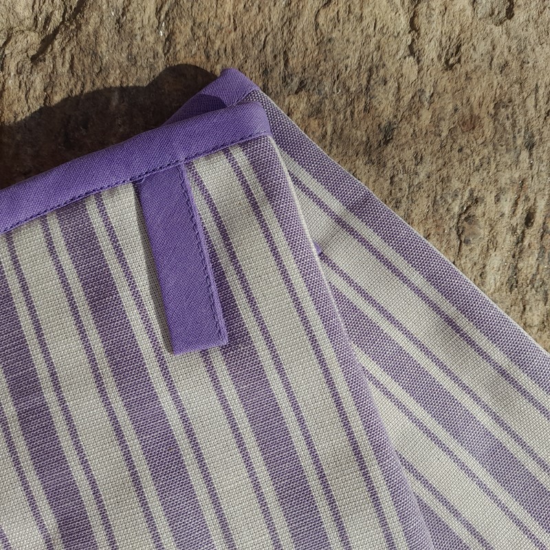 Chňapka - fialová (velké pruhy)