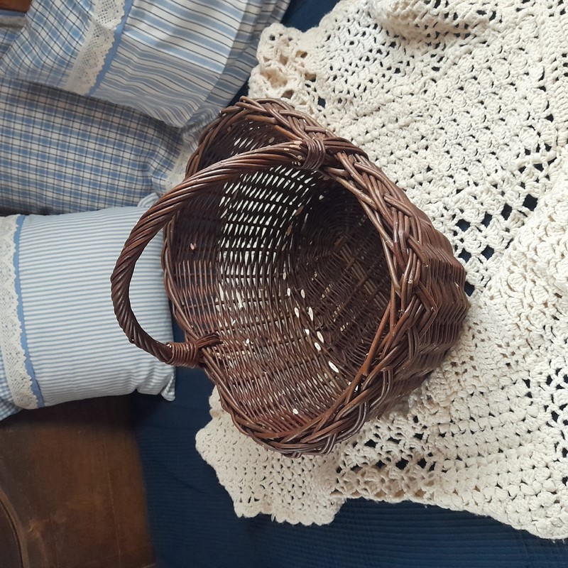 Koš hřibový tmavý hranatý