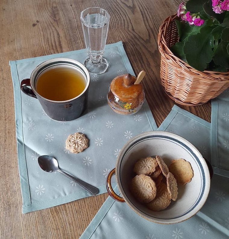 Prostírání starozelené 30 x 40 cm