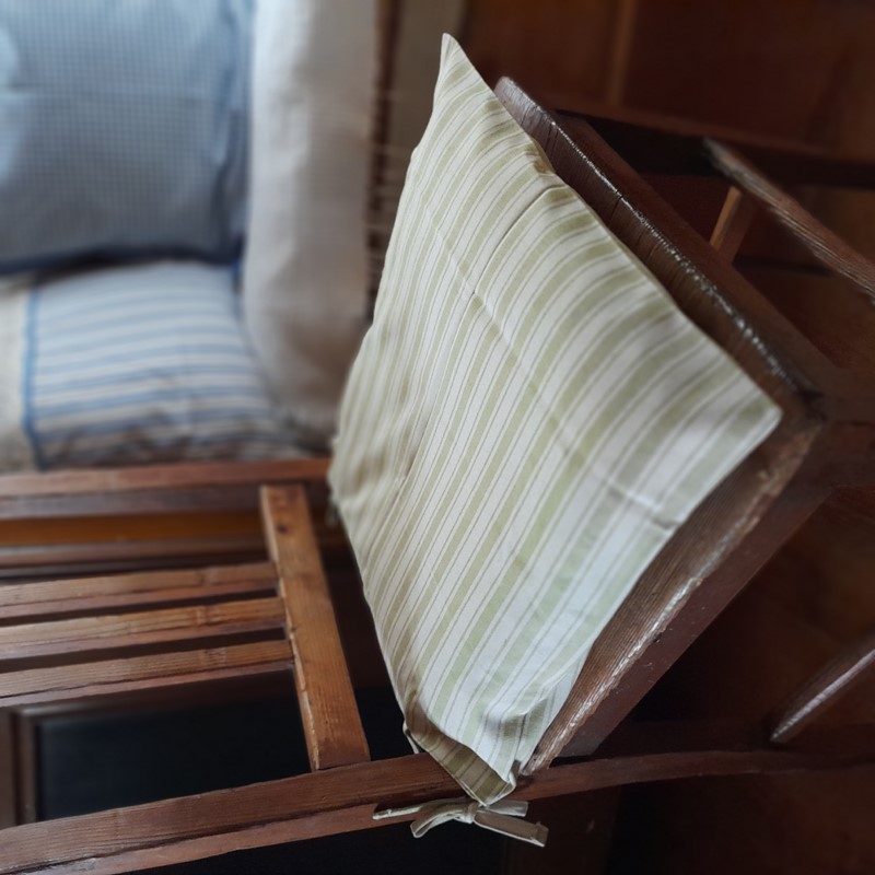 Potah na sedák - sv. zelený (pruhy velké)