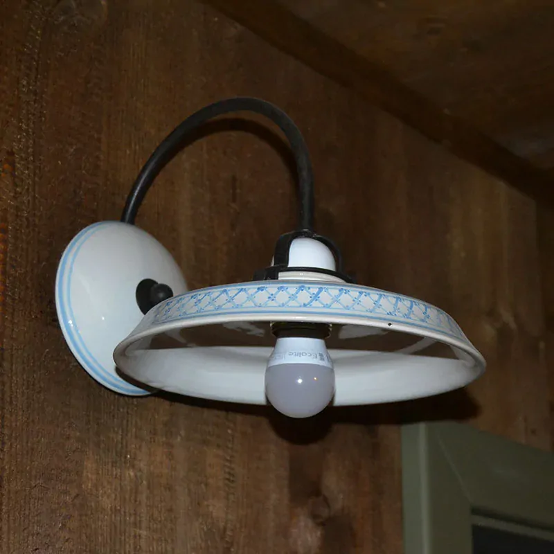 Nástěnné světlo č. 2