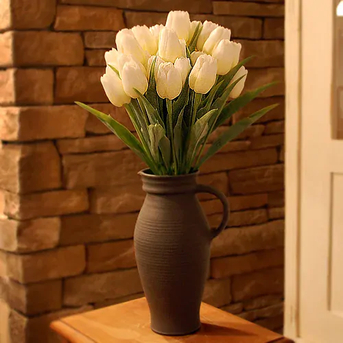 Smetanový tulipán