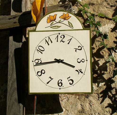 Malované keramické hodiny - KVĚT