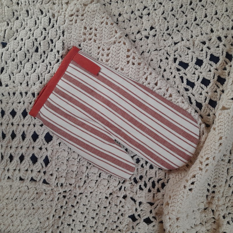 Chňapka - terakota (velké pruhy)