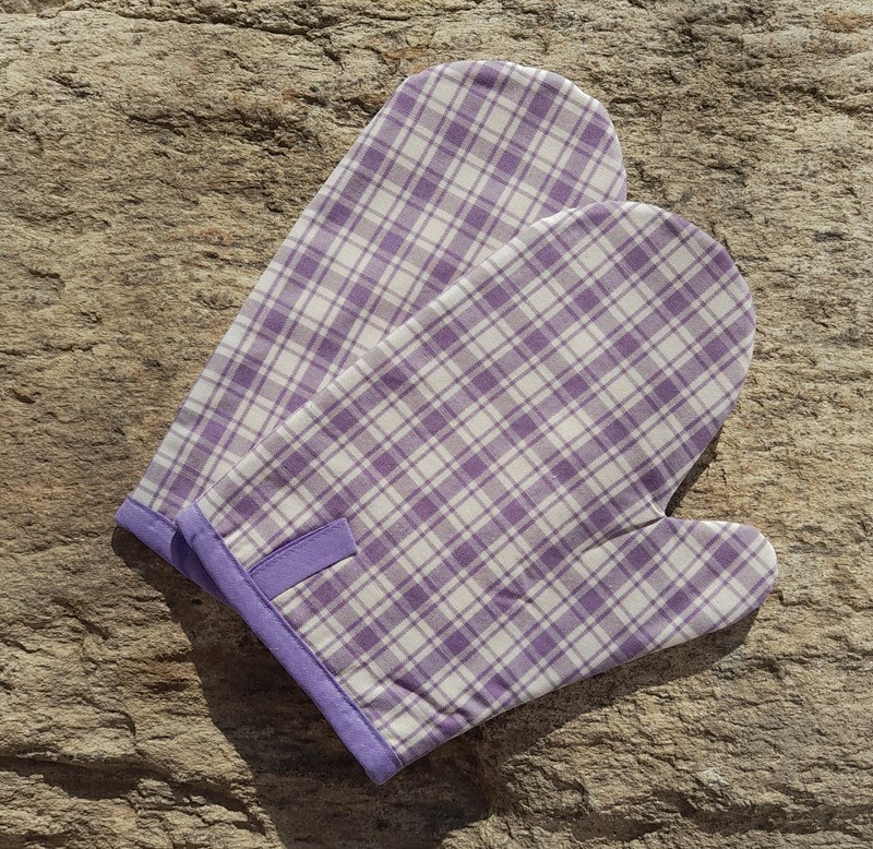 Chňapka - fialová (kostky velké)