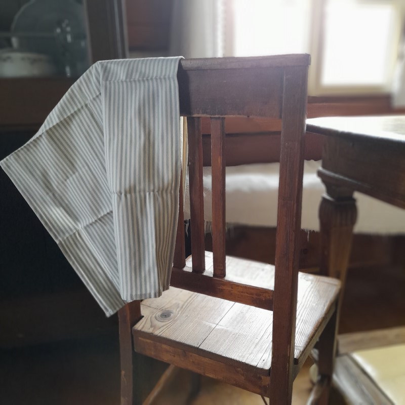 Utěrka starozelená (pruhy malé)