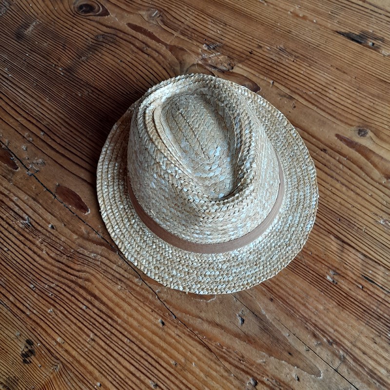 Slaměný pánský klobouk