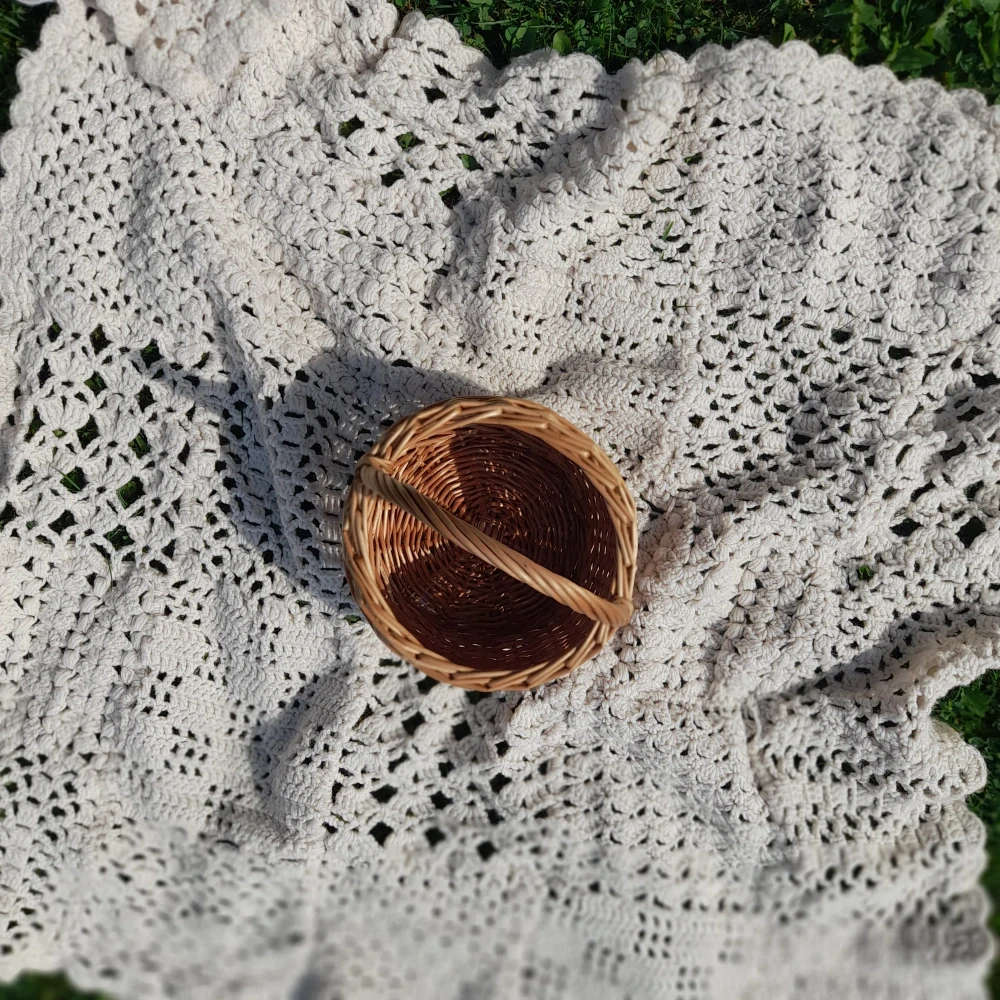 Košík mini kulatý světlý