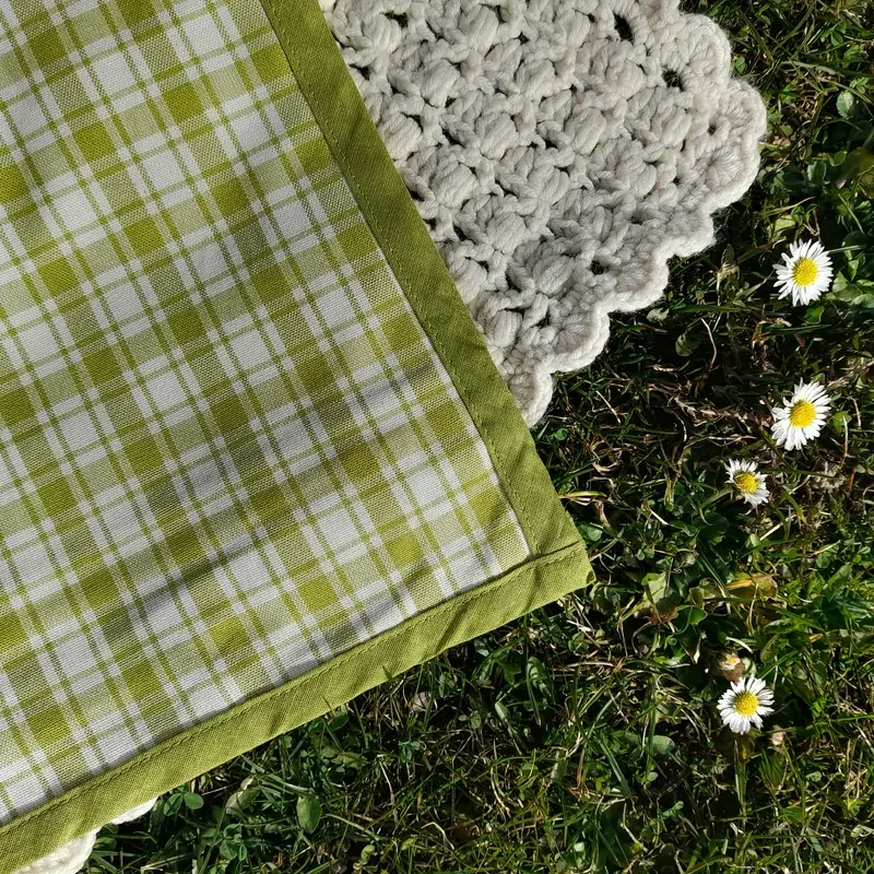 Polštářek - sv. zelený (kostky velké)