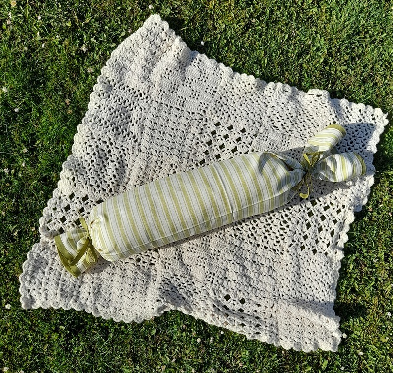 Potah na váleček - sv. zelený (pruhy velké)