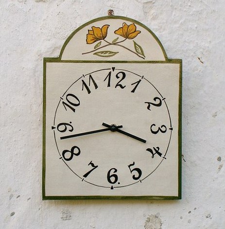 Malované keramické hodiny - KVĚT