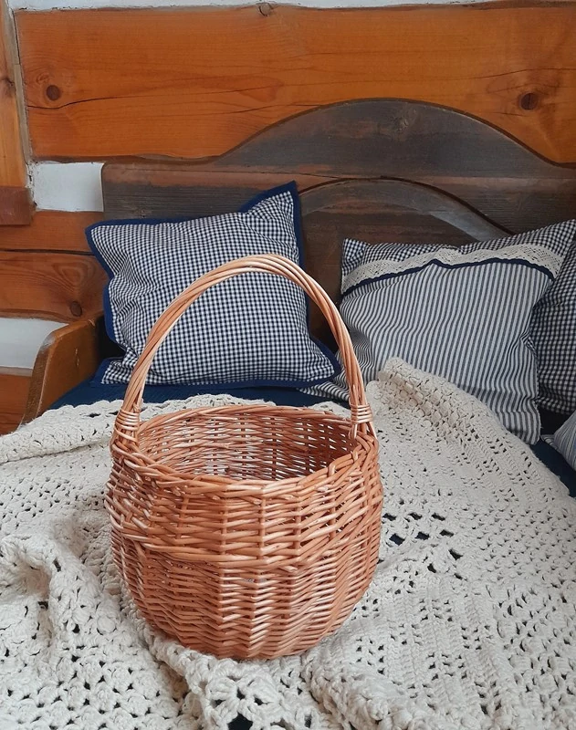 Košík mini kulatý světlý