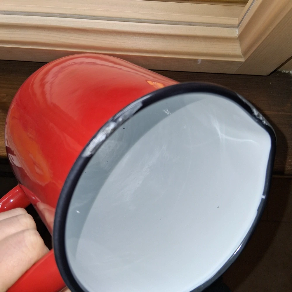 Smaltovaný džbánek 2,5 l