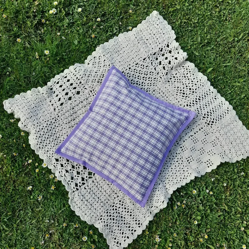 Polštářek - fialový (kostky velké)