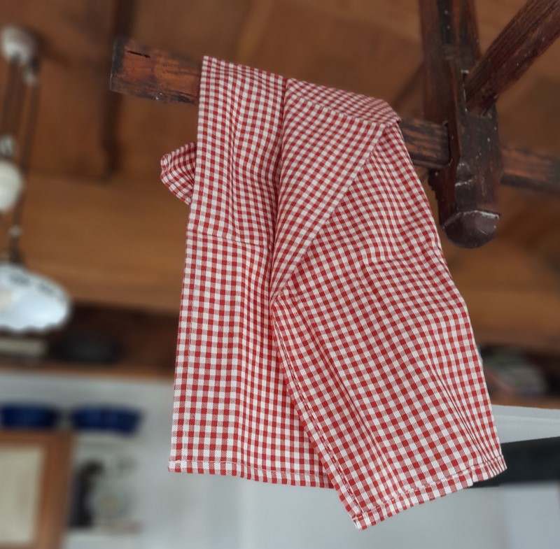 Utěrka červená (kostky malé)