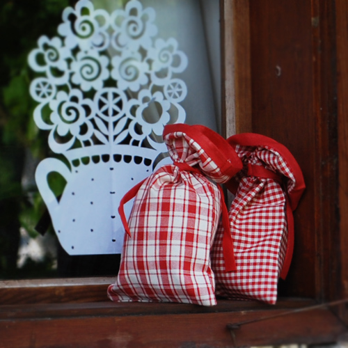 Pytlík - sv. červený (kostky malé)